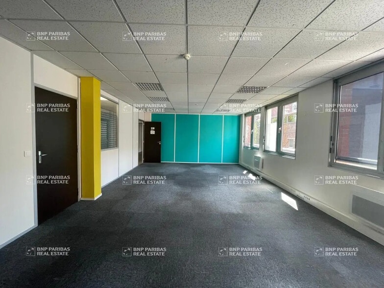 172 Rue Pierre Mauroy, Lille à vendre - Photo de l’immeuble – Image 2 sur 7