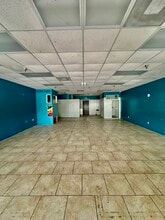 500 S Duncan Rd, Tavares, FL à louer Photo intérieure– Image 1 sur 1