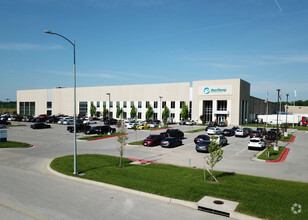 4110 NW Helena Rd, Riverside, MO - VUE AÉRIENNE  vue de carte - Image1