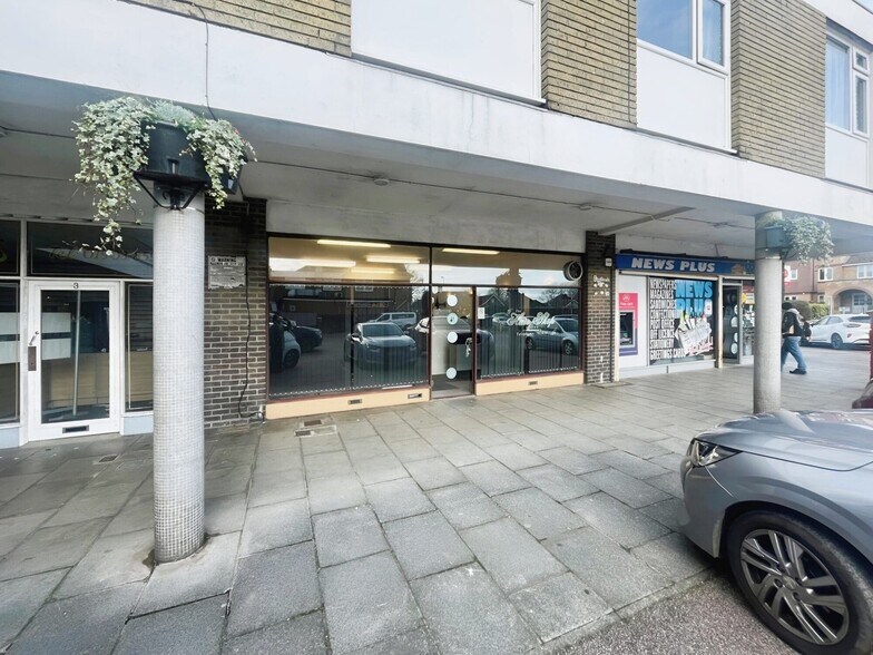 1-8 Station Rd, East Preston à louer - Photo de l’immeuble – Image 1 sur 2