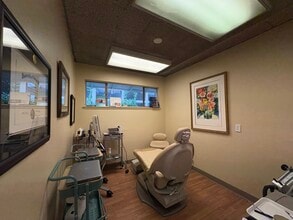 51 Renato Ct, Redwood City, CA à louer Photo intérieure– Image 2 sur 7