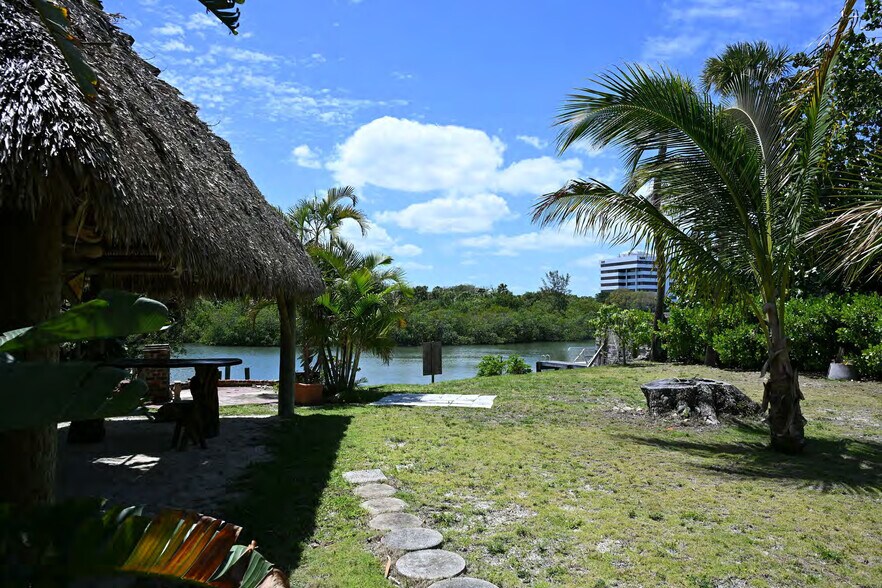 18019 N Highway A1A, Jupiter, FL à vendre - Photo de l’immeuble – Image 2 sur 16