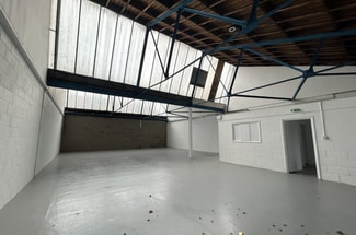 Plus de détails pour 13 Argall Av, Londres - Local d'activités à louer