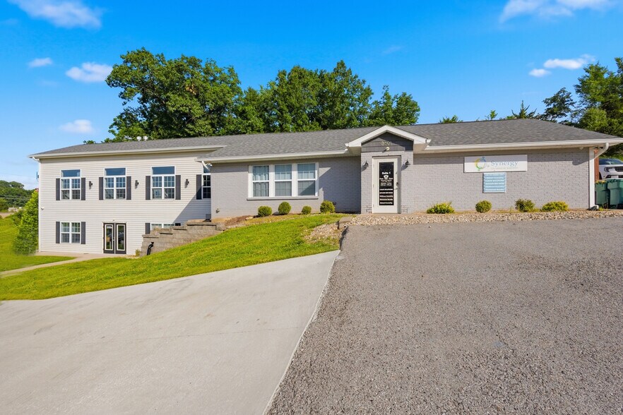 3601 Commerce Dr, Arnold, MO à vendre - Photo de l’immeuble – Image 2 sur 60