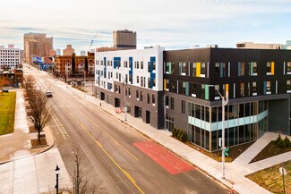 Plus de détails pour 2627 Cass Ave, Detroit, MI - Local commercial à louer