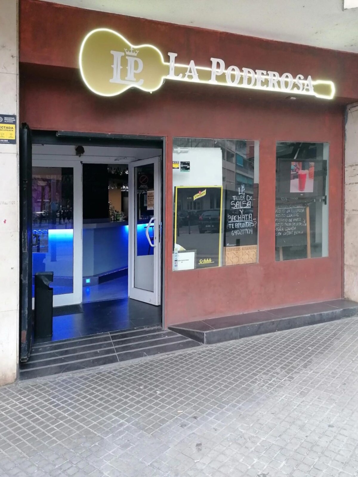 Local commercial dans Sant Boi de Llobregat, Barcelona à louer Photo intérieure– Image 1 sur 10