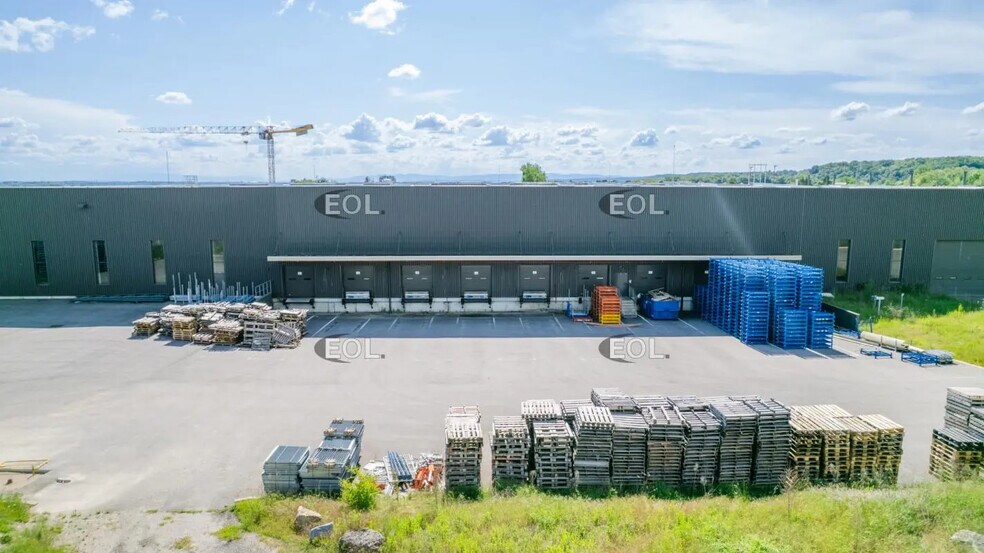 Industriel/Logistique dans Bressolles à louer - Photo de l’immeuble – Image 2 sur 10