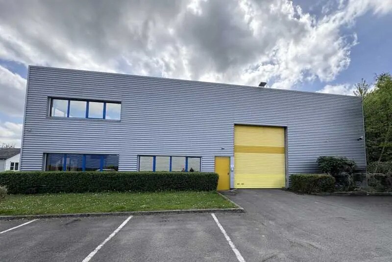 Bureau dans La Chapelle-Saint-Mesmin à louer - Photo de l’immeuble – Image 1 sur 17
