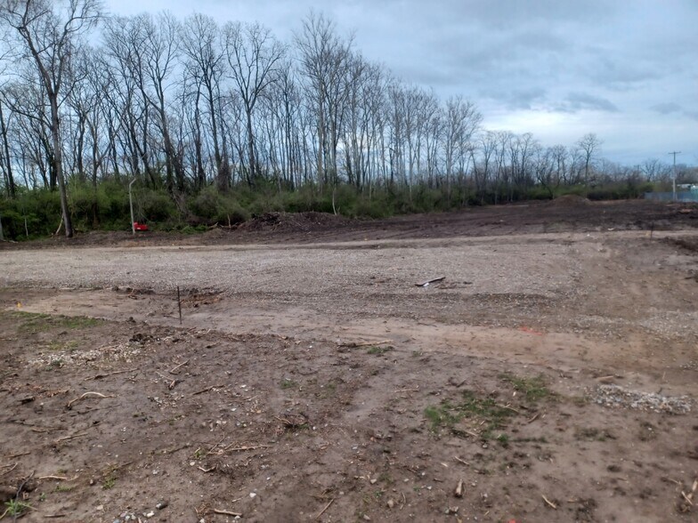 9510 Seward Rd, Fairfield, OH à vendre - Photo de l’immeuble – Image 2 sur 4
