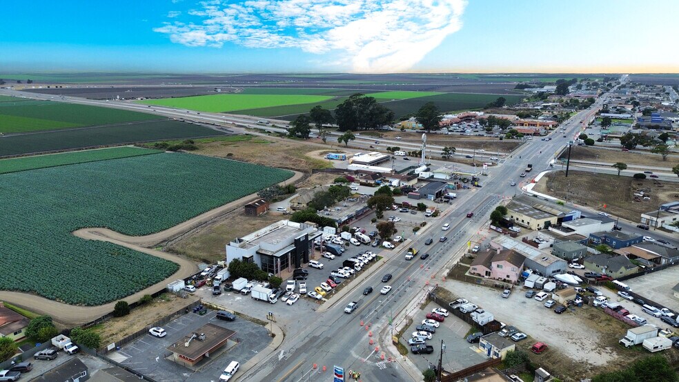 11600 Merritt St, Castroville, CA à vendre - Photo de l’immeuble – Image 2 sur 10