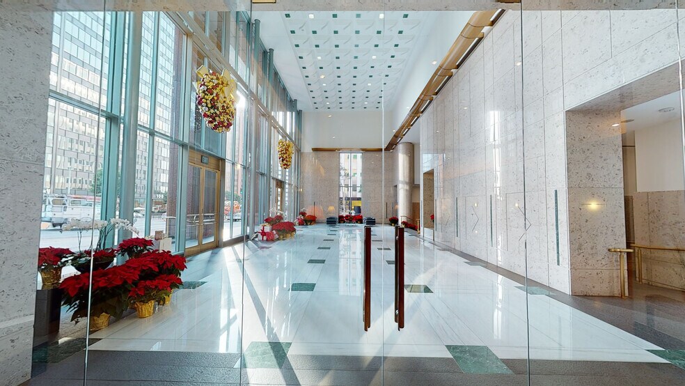 10877 Wilshire Blvd, Los Angeles, CA à louer - Photo intérieure – Image 2 sur 10