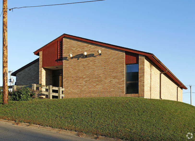 304 E Main St E, Norwood Young America, MN à vendre - Photo principale – Image 1 sur 6