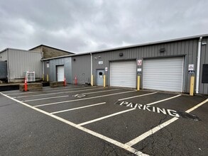 50 Howe Ave, Millbury, MA à louer Photo de l’immeuble– Image 1 sur 12