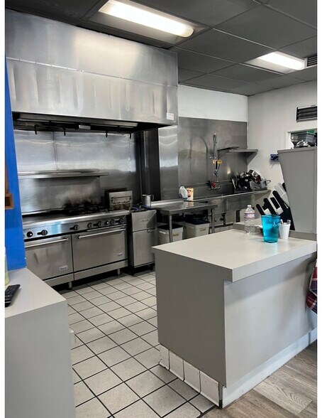 2806-2812 E Washington Blvd, Los Angeles, CA à louer - Photo intérieure – Image 2 sur 14