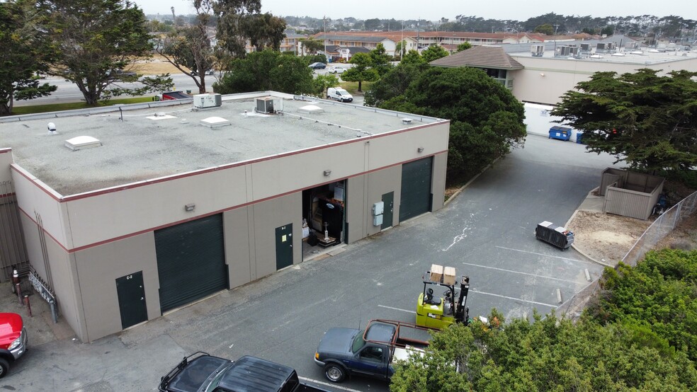 455 Reservation Rd, Marina, CA à louer - Photo de l’immeuble – Image 3 sur 7
