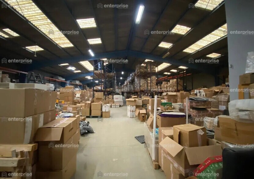 Local d’activités dans Billy-sur-Aisne à louer - Photo de l’immeuble – Image 3 sur 4