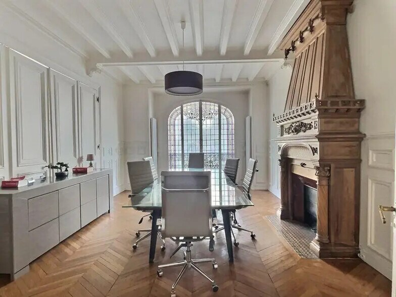 Bureau dans Paris à louer - Photo de l’immeuble – Image 3 sur 7