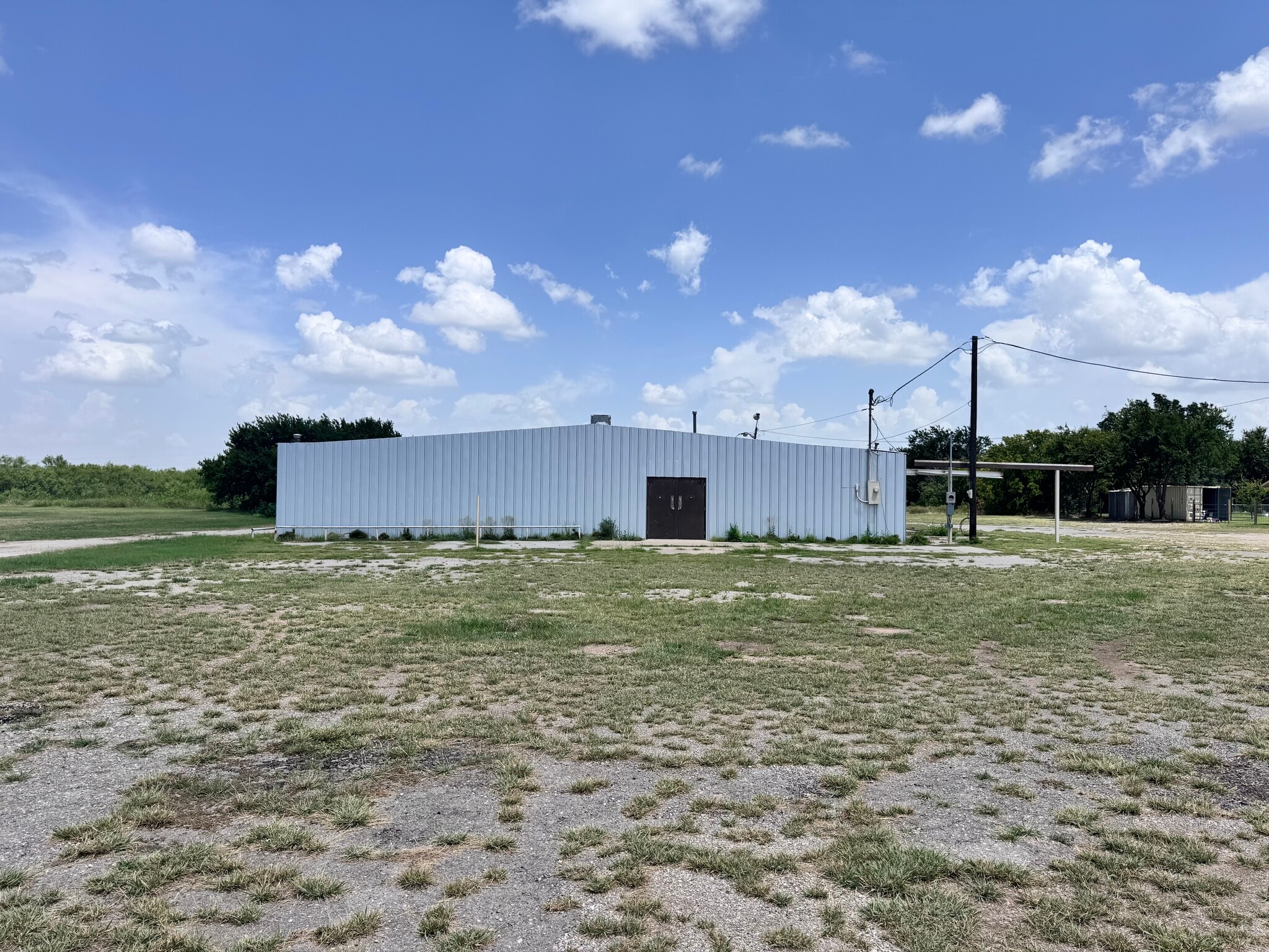 5029 Old Jacksboro Hwy, Wichita Falls, TX à louer Photo de l’immeuble– Image 1 sur 9
