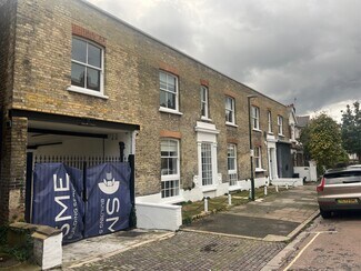 Plus de détails pour 42-44 Arundel Ter, Londres - Bureau, Local d'activités à louer