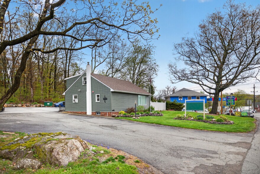 187 Breakneck Rd, Highland Lakes, NJ à vendre - Photo de l’immeuble – Image 3 sur 43