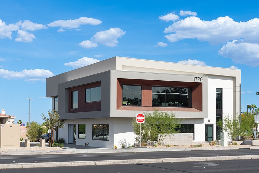 1720 S Buffalo Dr, Las Vegas, NV à louer - Photo principale – Image 1 sur 3