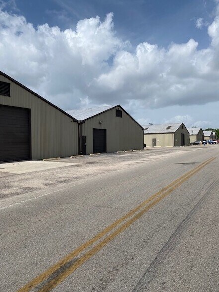 6350-6374 Alder Dr, Houston, TX à louer - Photo de l’immeuble – Image 2 sur 10