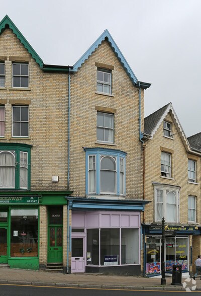 3 Park Cres, Llandrindod Wells à vendre - Photo principale – Image 1 sur 2