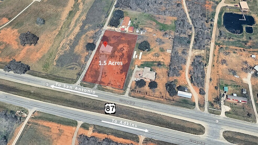 13747 US Highway 87 S, Adkins, TX à louer - Photo de l’immeuble – Image 3 sur 25