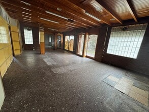 Local commercial dans Cornellà de Llobregat, Barcelona à louer Photo intérieure– Image 1 sur 9