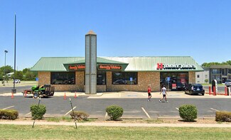 Plus de détails pour 900 E 30th St, Hutchinson, KS - Local commercial à louer