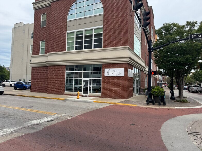300 Main St, Evansville, IN à vendre - Photo de l’immeuble – Image 1 sur 7
