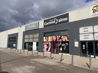 Plus de détails pour Local commercial à louer