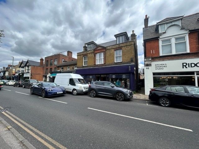 91 Queens Rd, Weybridge à vendre - Photo de l’immeuble – Image 3 sur 18