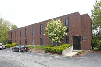 Plus de détails pour 218 W Main St, Hyannis, MA - Bureau à louer
