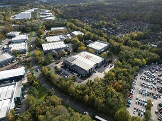 Plus de détails pour 620 Europa Blvd, Warrington - Industriel/Logistique à louer