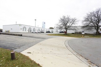Plus de détails pour 703 W Annoreno Dr, Addison, IL - Industriel/Logistique à louer