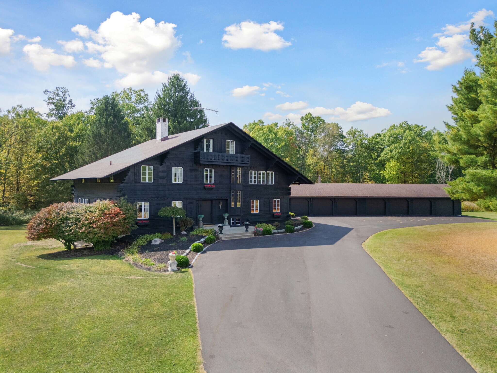 550 Warner rd, Vienna, OH à vendre Photo principale– Image 1 sur 83