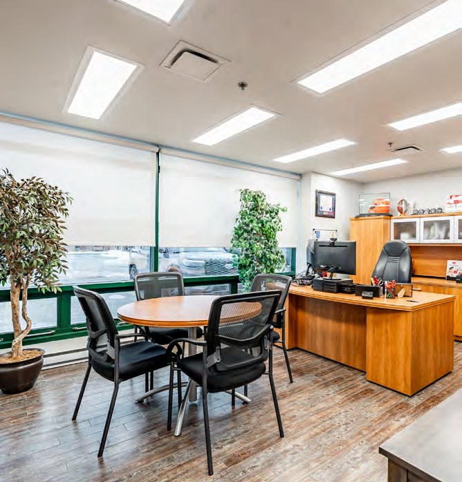 1225 Rue Bergar, Laval, QC à louer Photo intérieure– Image 1 sur 2