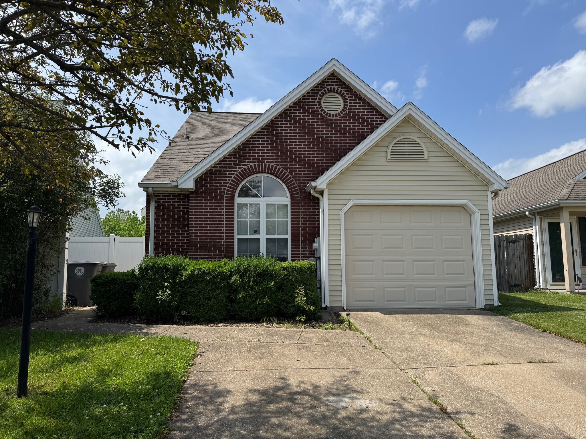 3716 Park Ridge Dr, Evansville, IN à vendre Photo principale– Image 1 sur 2