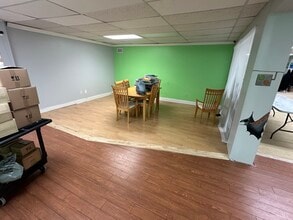 158 Waterbury Rd, Prospect, CT à louer Photo de l’immeuble– Image 2 sur 6