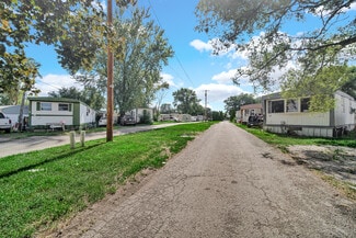 Plus de détails pour 1945 S Schuyler Ave, Kankakee, IL - Logement à vendre