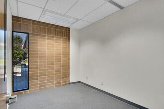 18023 Highway 99, Lynnwood, WA à louer Photo intérieure– Image 1 sur 14