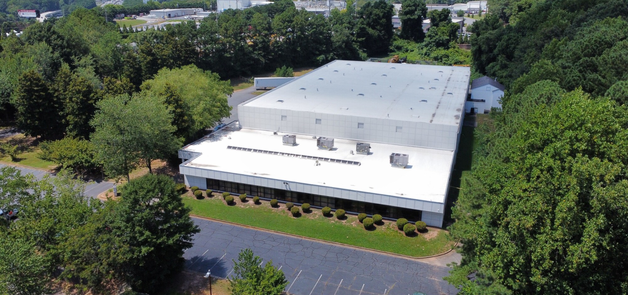 1300 Gresham Rd, Marietta, GA à louer Photo de l’immeuble– Image 1 sur 5