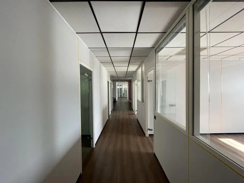 10 Rue Marcel Dassault, Marcq-en-Baroeul à vendre - Photo de l’immeuble – Image 2 sur 11