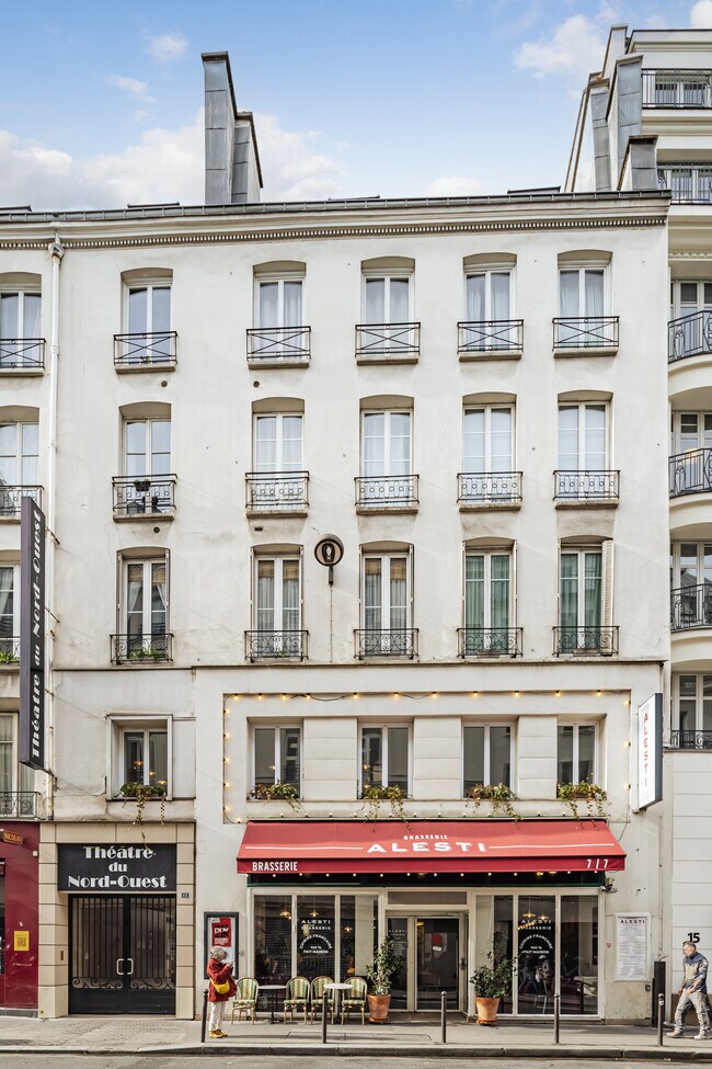 Plus de détails pour Rue Du Faubourg Montmartre, Paris - Bureau à louer