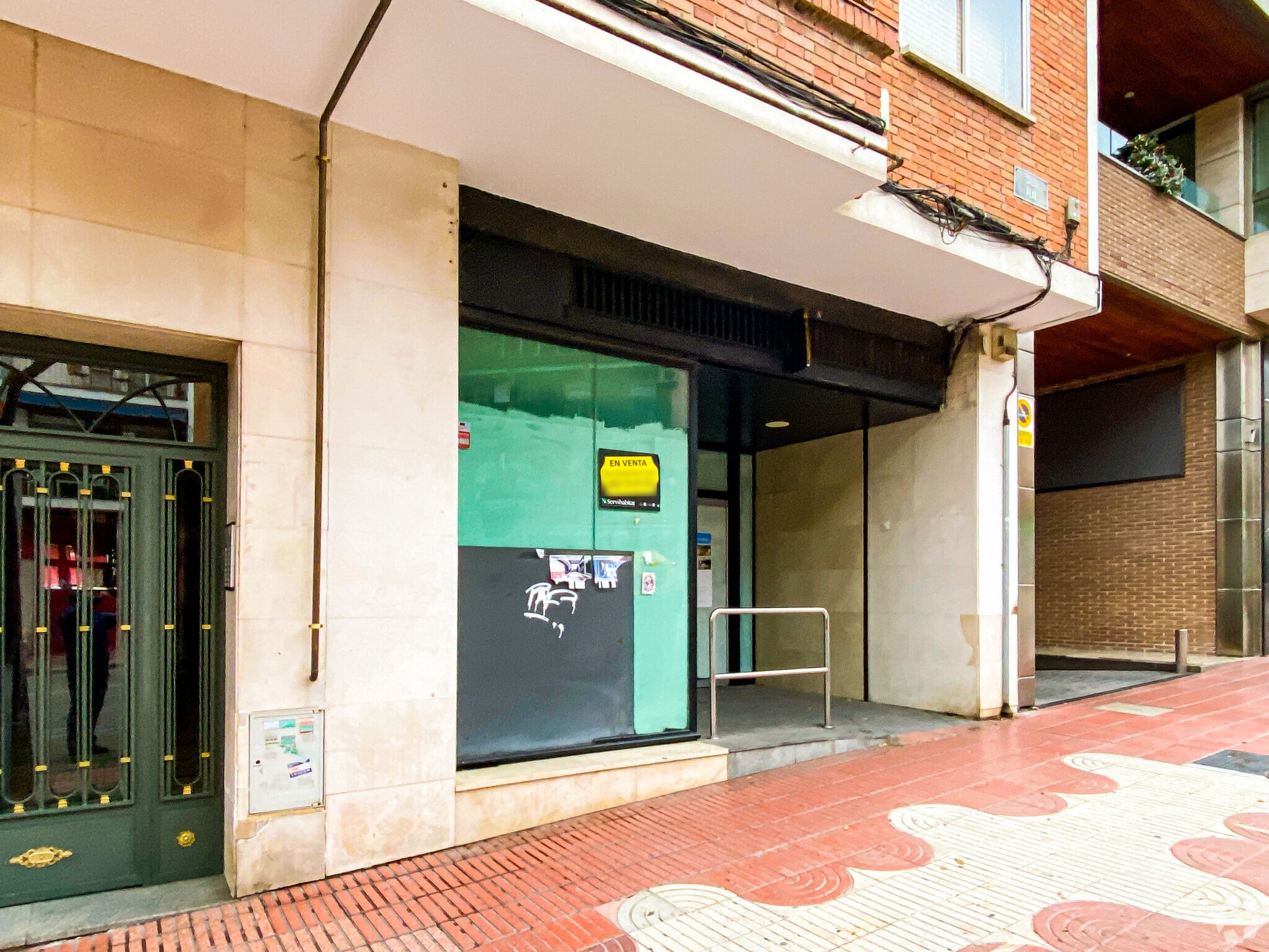 Local commercial dans San Sebastián de los Reyes, Madrid à louer Photo intérieure– Image 1 sur 2