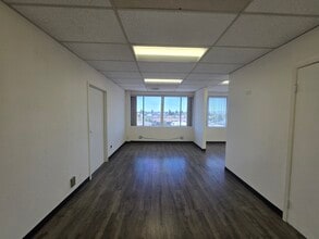 14895 E 14th St, San Leandro, CA à louer Photo intérieure– Image 1 sur 6