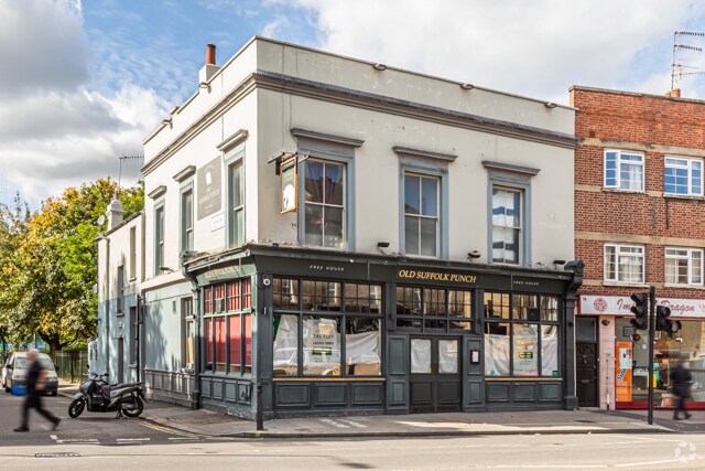 80 Fulham Palace Rd, Londres à louer - Photo de l’immeuble – Image 2 sur 9