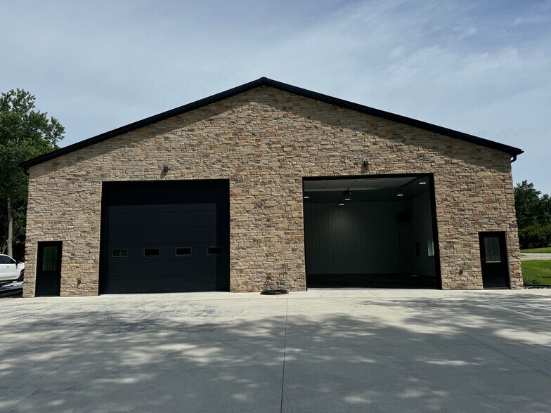 540 N 3rd St, Polk City, IA à vendre - Photo de l’immeuble – Image 2 sur 8