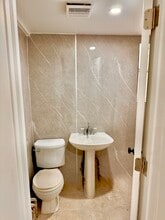 363 Tompkins Ave, Brooklyn, NY à louer Photo intérieure– Image 2 sur 4